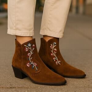 NWOT ~ CARLOS SANTANA Embroidered Suede LEATHER Cowboy Boots Booties ~ Women's 8